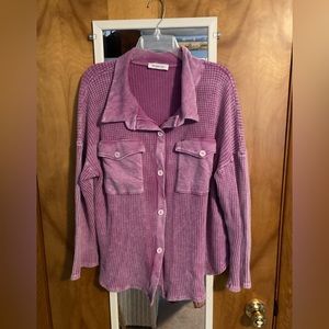 Bucket list lightweight a Shacket. Excellent condition